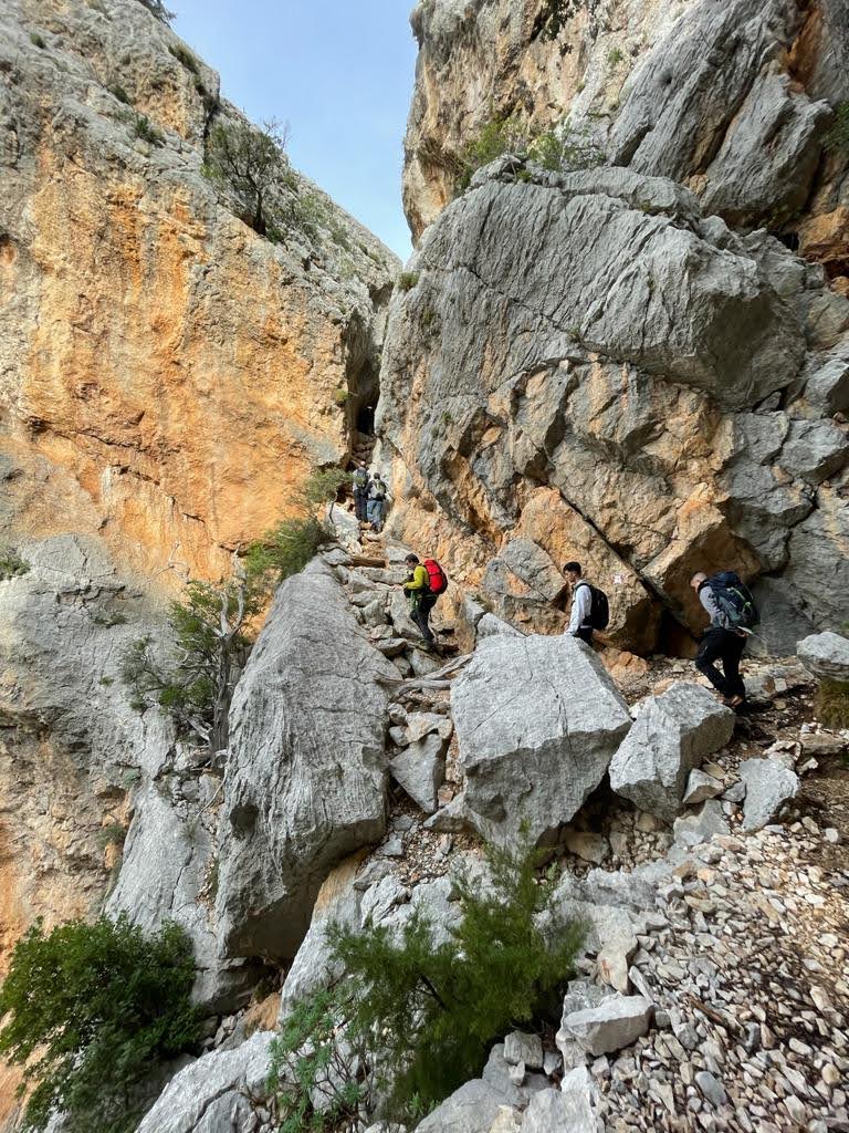 Trekking to Tiscali