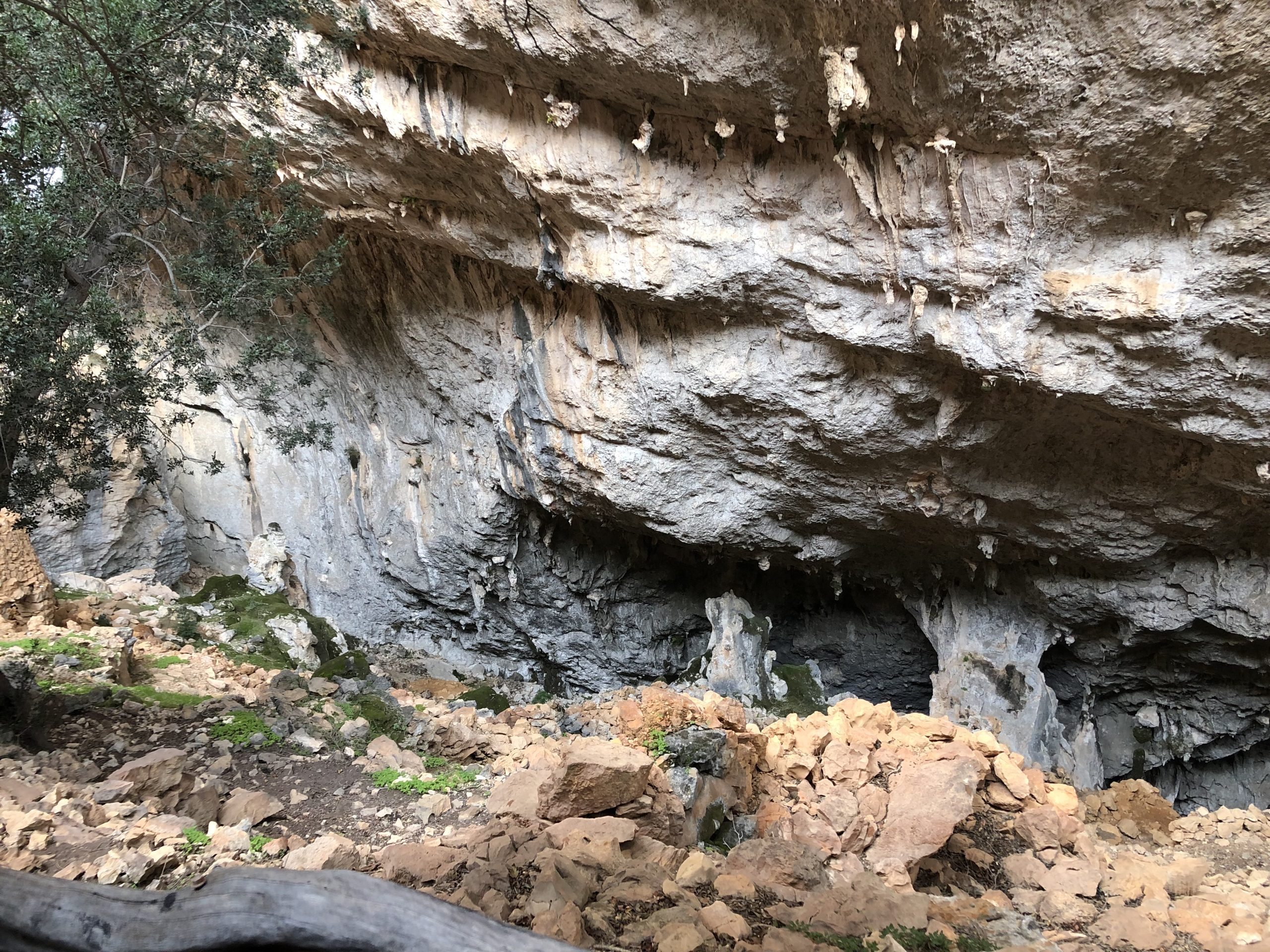 Trekking Tiscali Villaggio Nuragico
